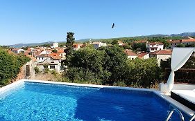 Villa Neptune Apartments