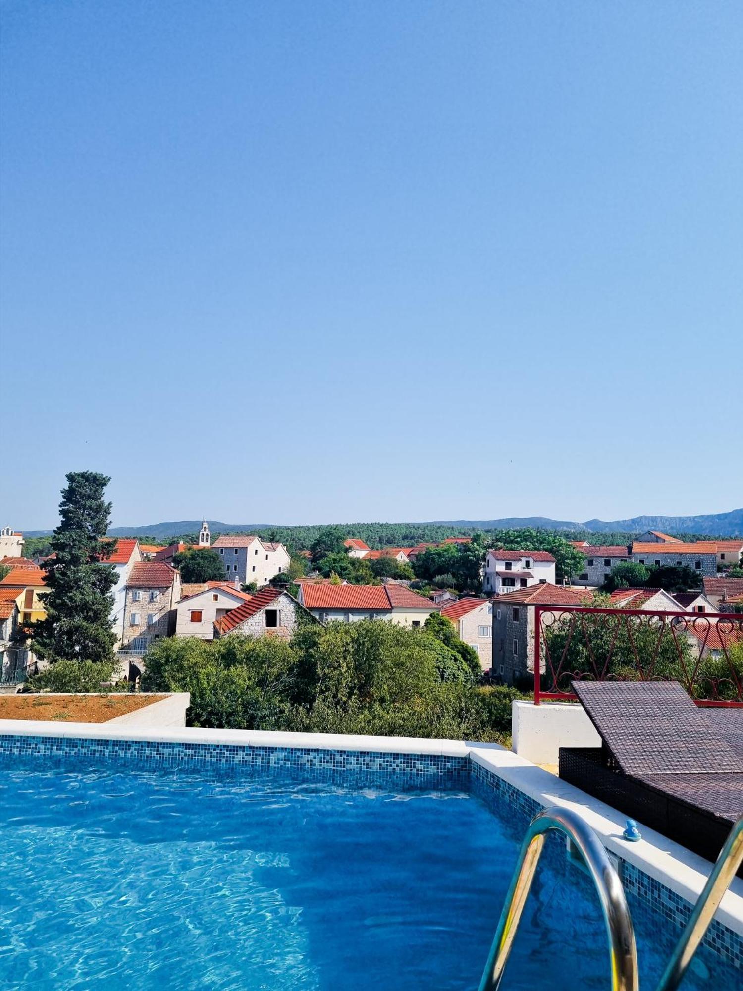 Villa Neptune Apartments Vrboska Exterior photo